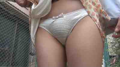 私のスカートめくって下さいPartドキドキ露出アルバイト