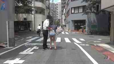 私のスカートめくって下さいPartドキドキ露出アルバイト