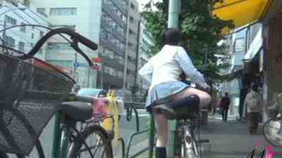 隠撮 JK立ちコギ青春パンチラ